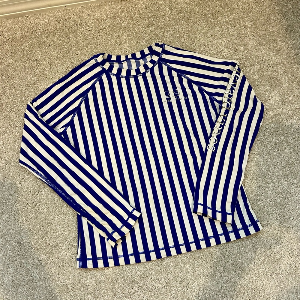 Vineyard Vines Girls Long Sleeve Blue and White Striped Rash Guard, size M